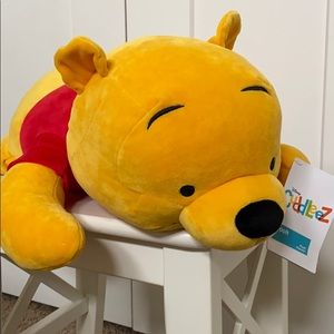 New Cuddleez Pooh Bear